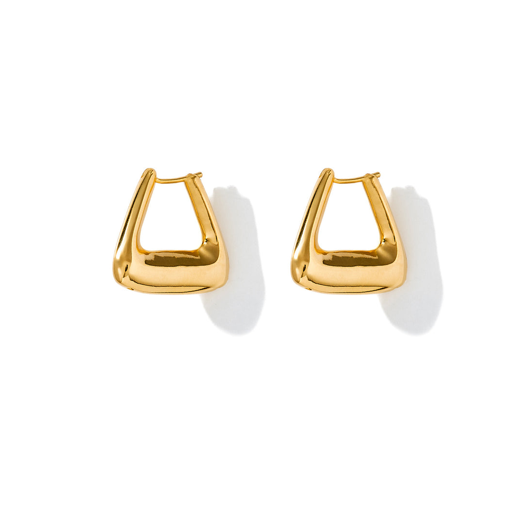 SLEEK LARGE HOOPS GOLD